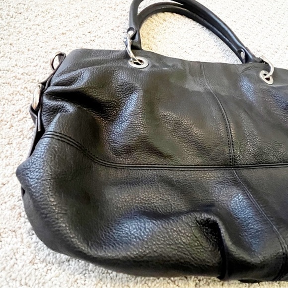 Tignanello Black Leather Shoulder Handbag Shoulder Classic Bucket Hobo NO STRAP - Picture 2 of 12